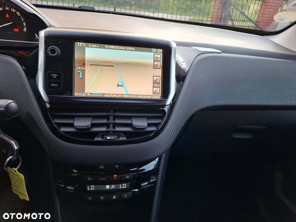 Peugeot 2008 e-HDi FAP 92 STOP & START Allure - 16
