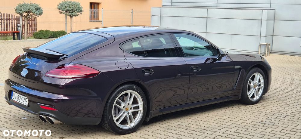Porsche Panamera 4 - 11