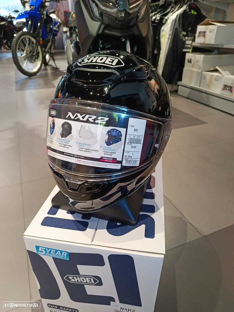 Capacete Shoei NXR2 - 1