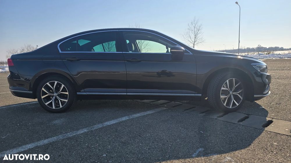 Volkswagen Passat 2.0 TDI DSG Highline - 6