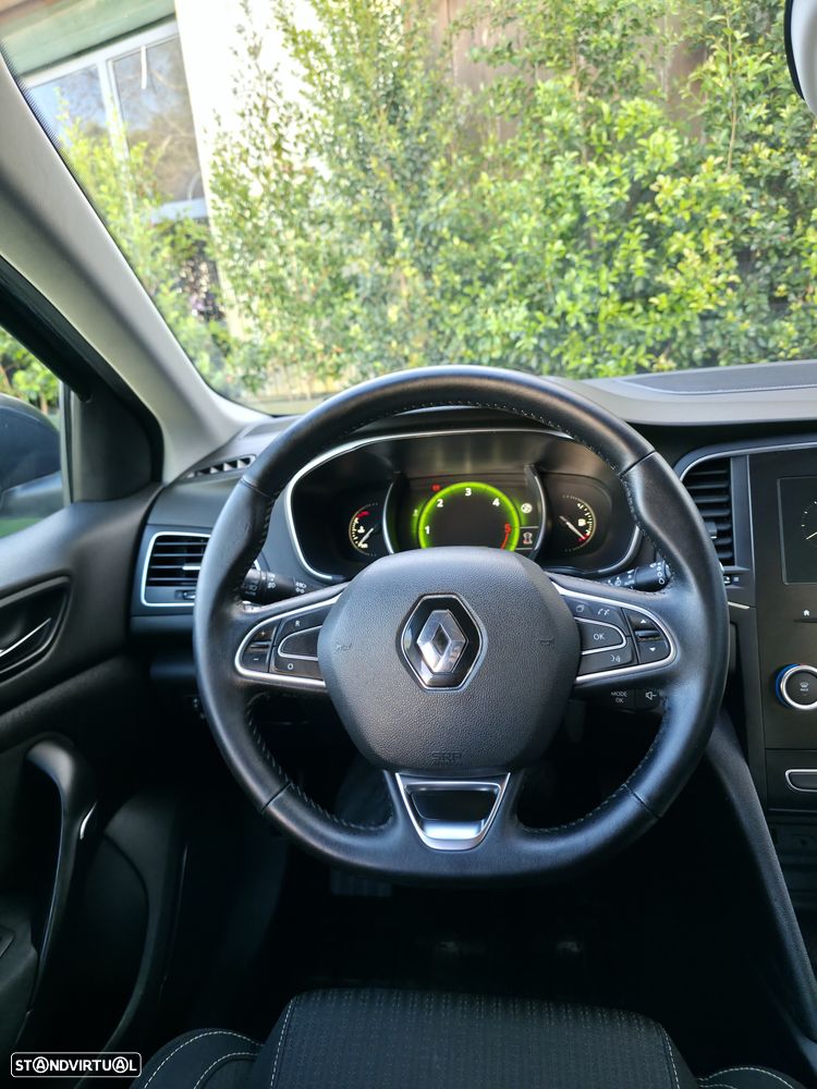 Renault Mégane 1.5 dCi Dynamique - 6