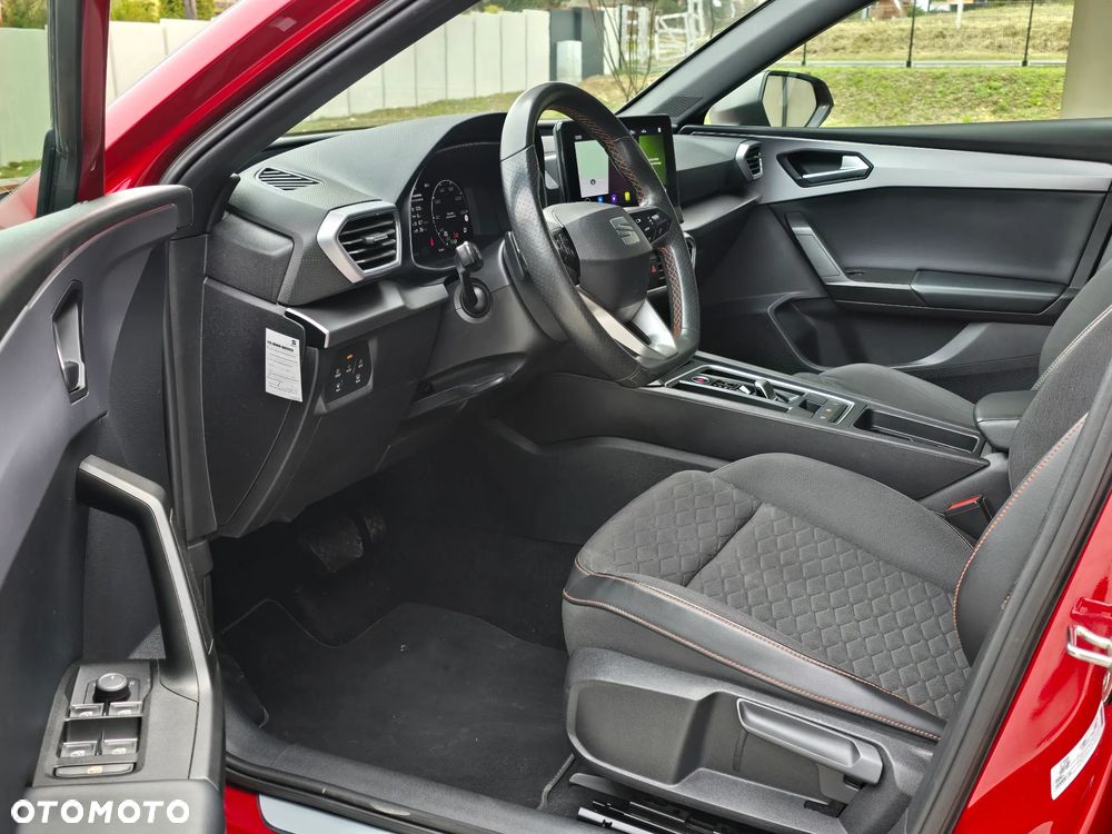 Seat Leon 1.5 eTSI OPF DSG FR Black Edition - 8