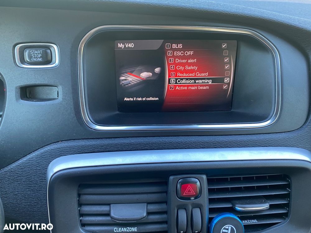 Volvo V40 D3 - 3