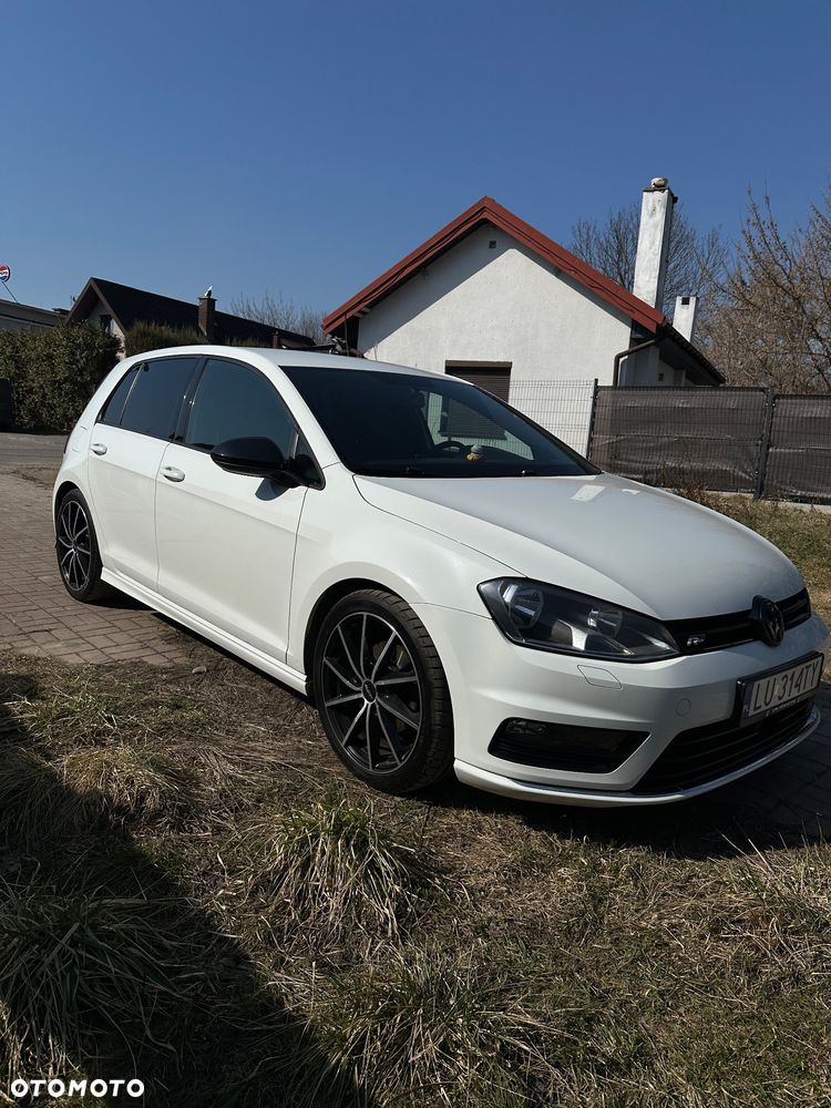 Volkswagen Golf - 1