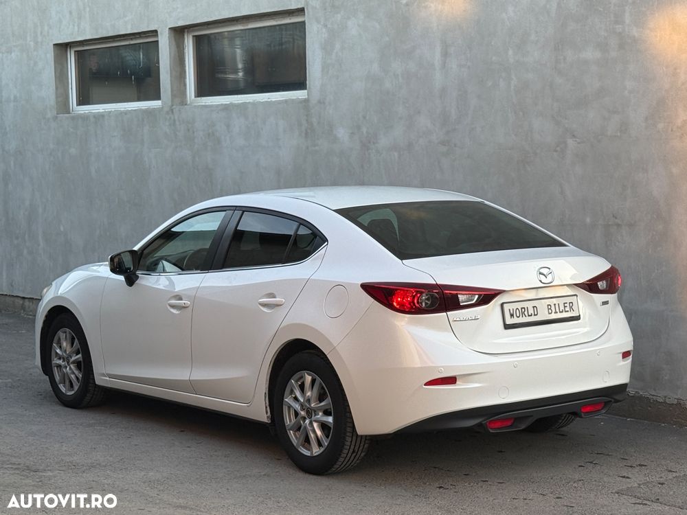 Mazda 3 - 9