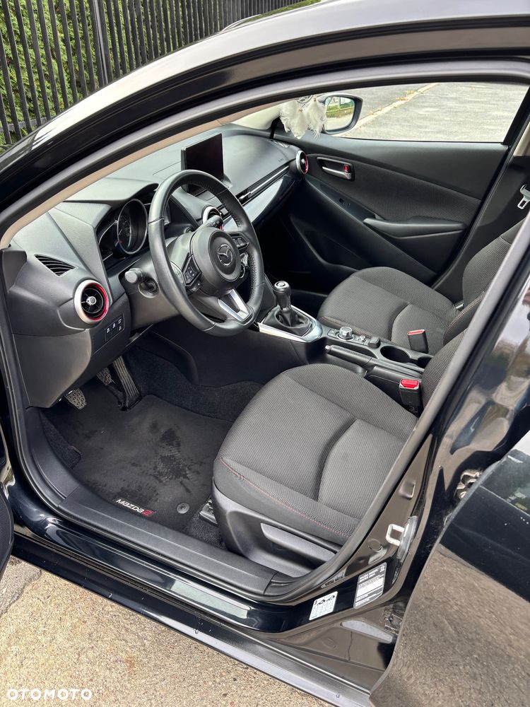 Mazda 2 - 30