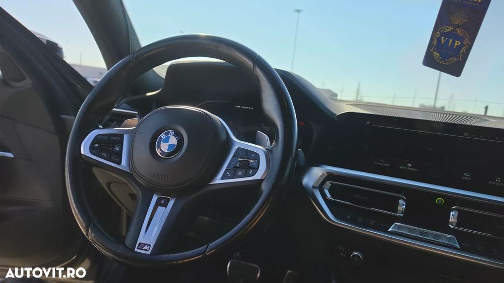 BMW Seria 3 320d xDrive AT MHEV - 16