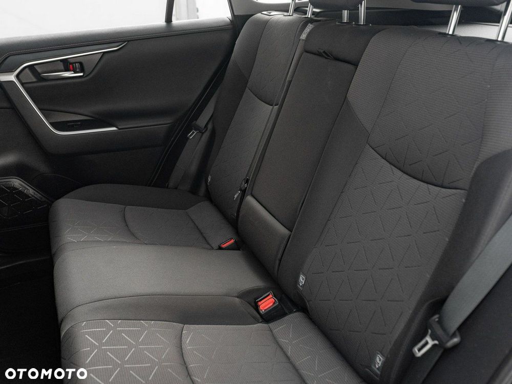 Toyota RAV4 - 24