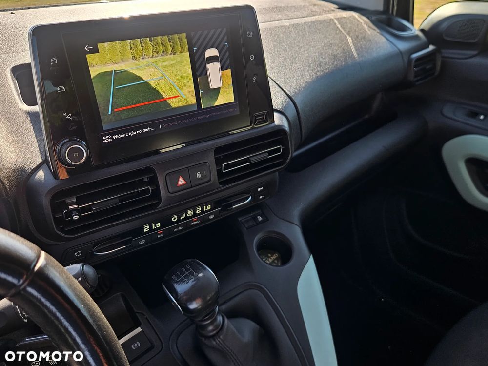 Citroën Berlingo XL 1.2 PureTech Live Pack S&S (7-os.) - 19