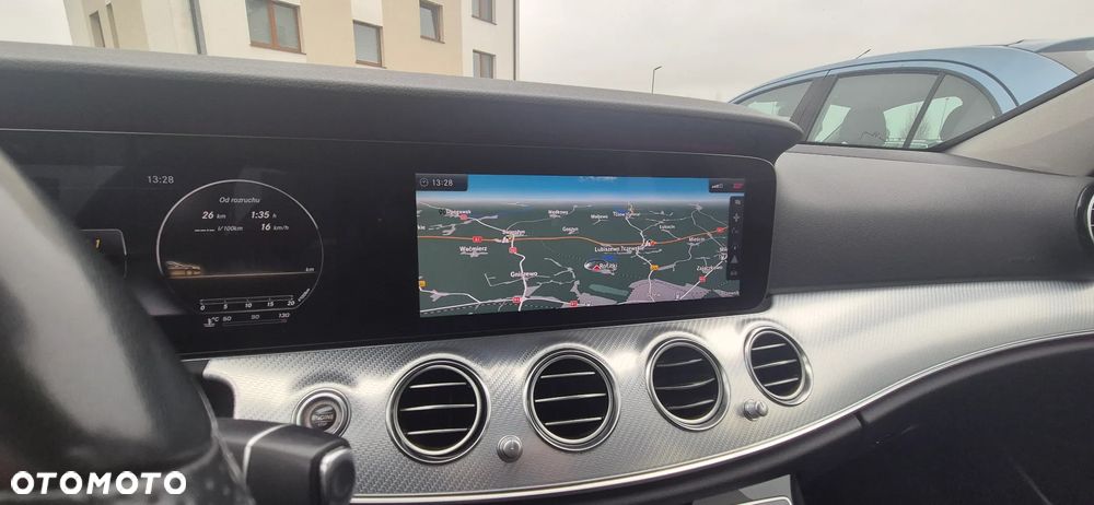 Mercedes-Benz Klasa E 220 d 4-Matic All-Terrain - 29