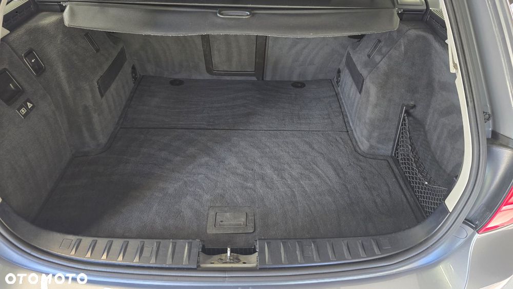 BMW Seria 3 318i - 11