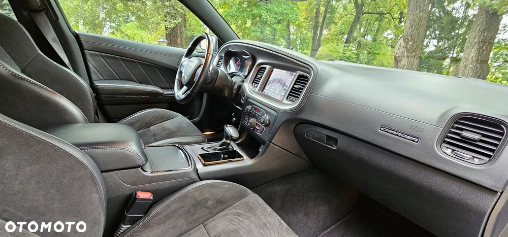 Dodge Charger 3.6 GT - 9