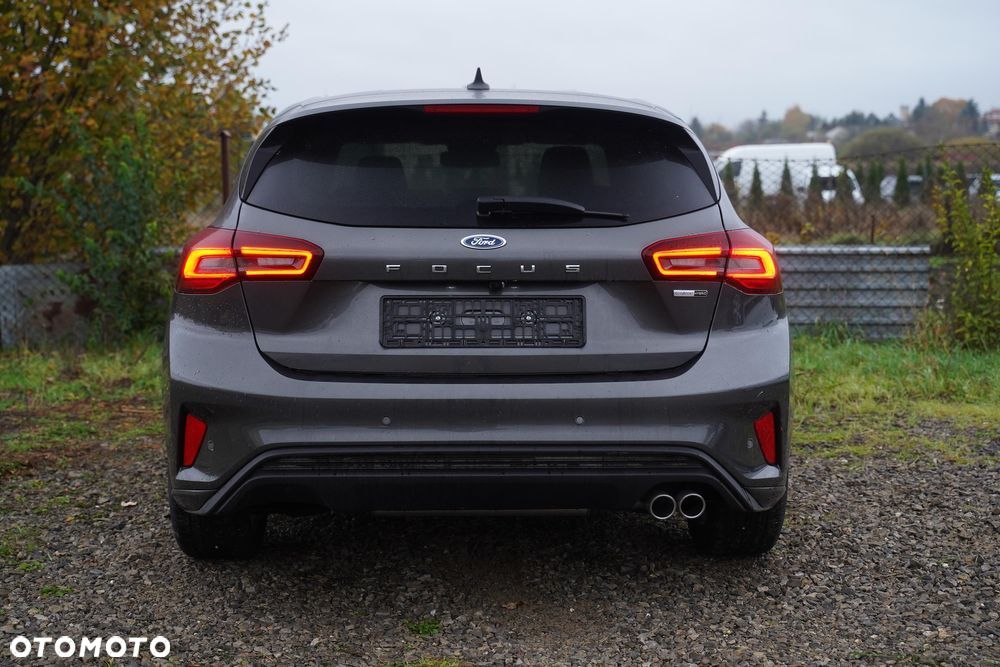 Ford Focus 1.0 EcoBoost mHEV ST-Line X - 5