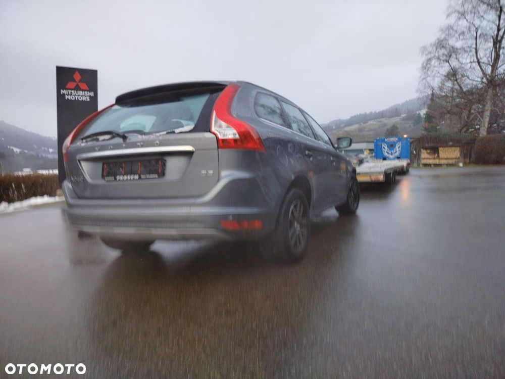 Volvo XC 60 D3 Geartronic Momentum - 32