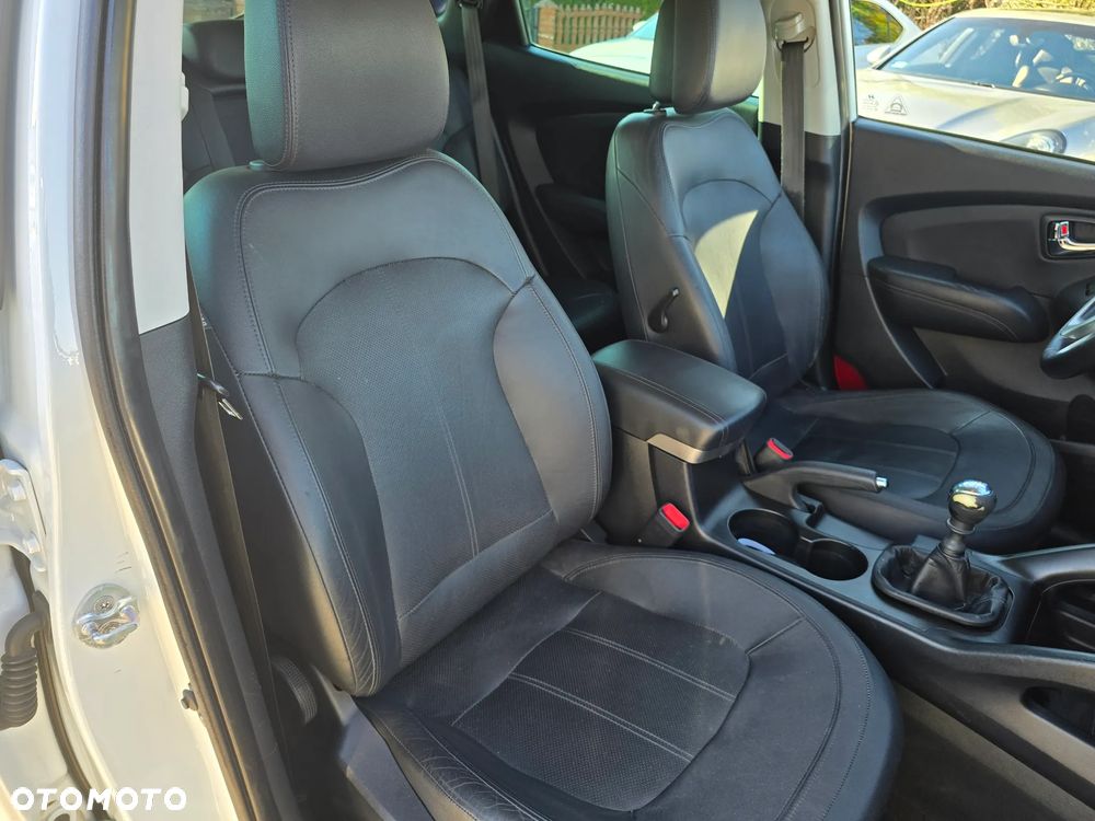 Hyundai ix35 - 15