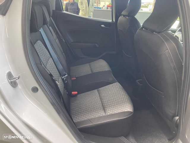 Renault Clio 1.0 TCe Limited Bi-Fuel - 31