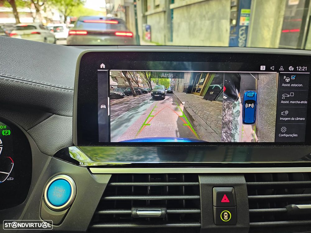 BMW iX3 Inspiring - 27