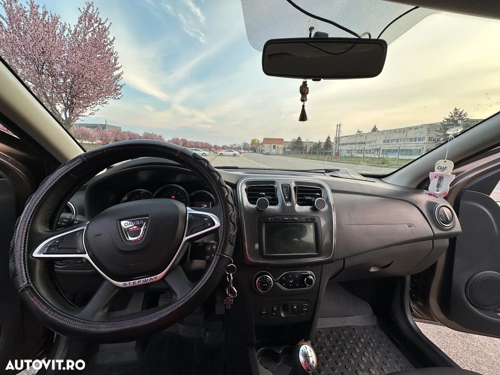 Dacia Logan 0.9 TCe Prestige - 5