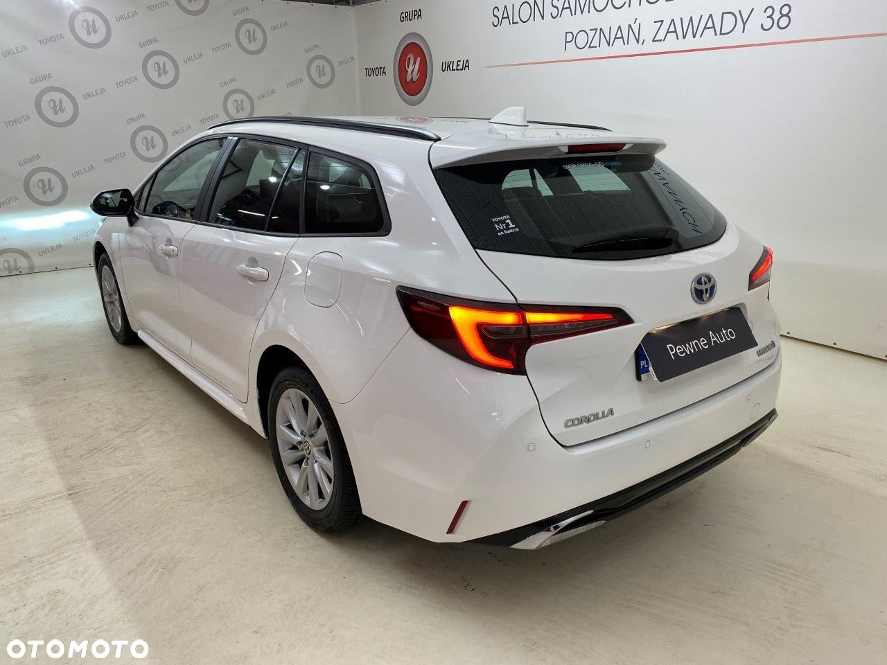 Toyota Corolla 1.8 Hybrid Comfort - 2
