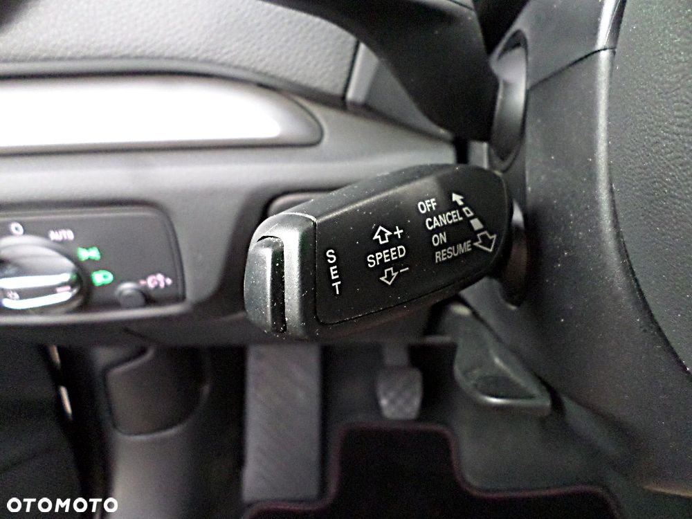 Audi A3 Sportback 2.0 TDI (clean diesel) S line Sportpaket - 24