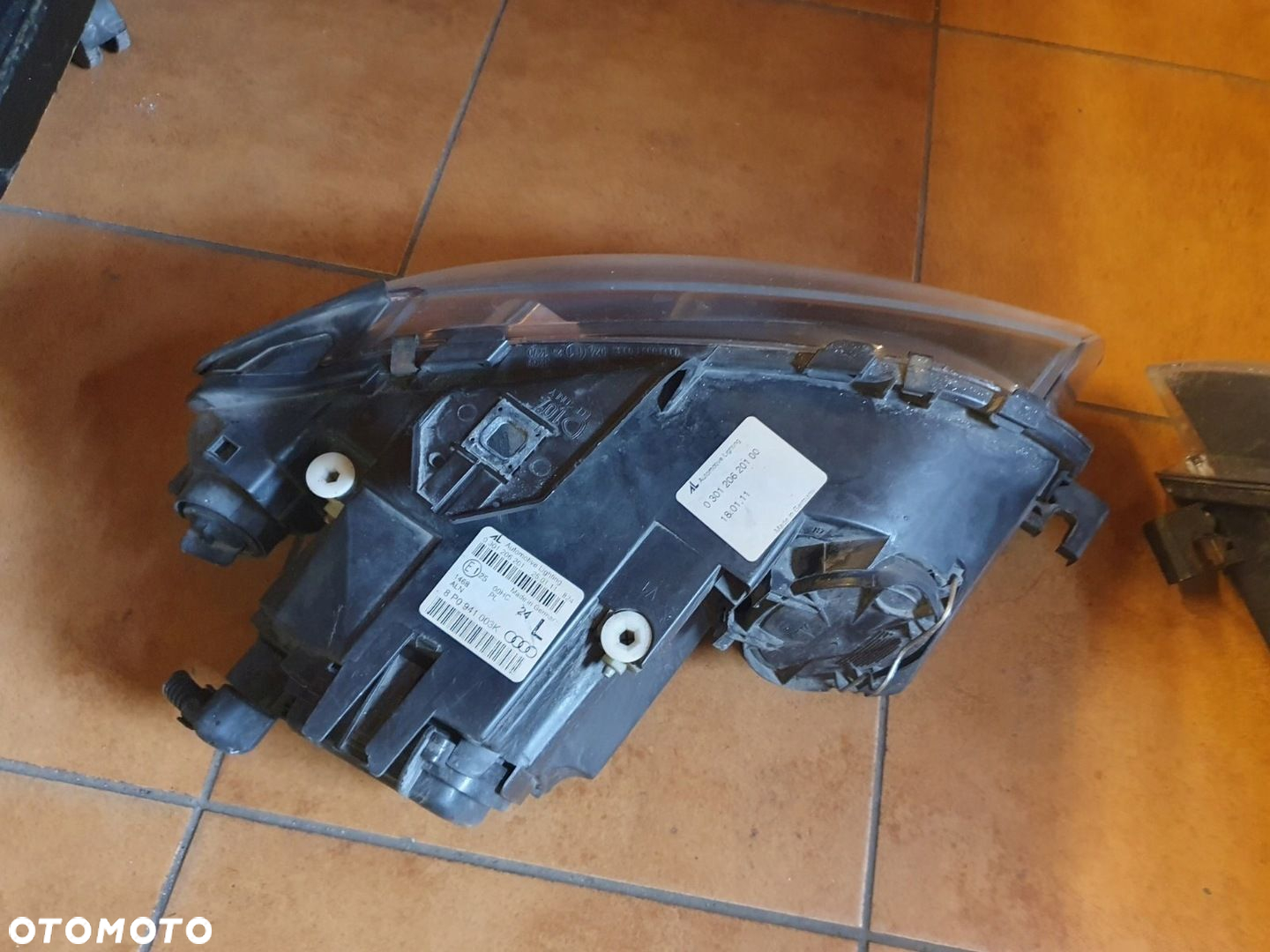 REFLEKTOR L/P AUDI A3 8P EUROPA - 6