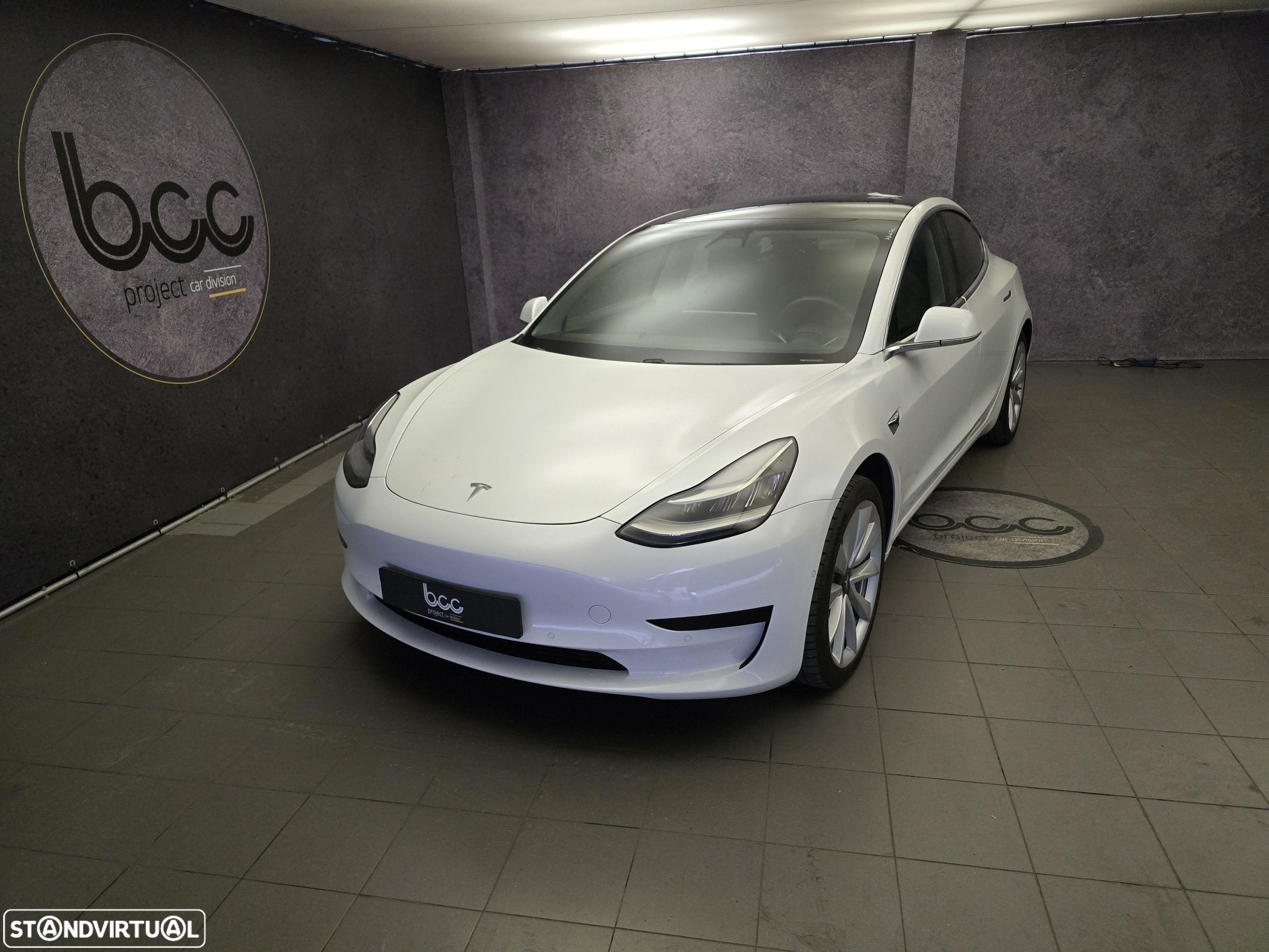 Tesla Model 3 Standard Range Plus RWD - 1