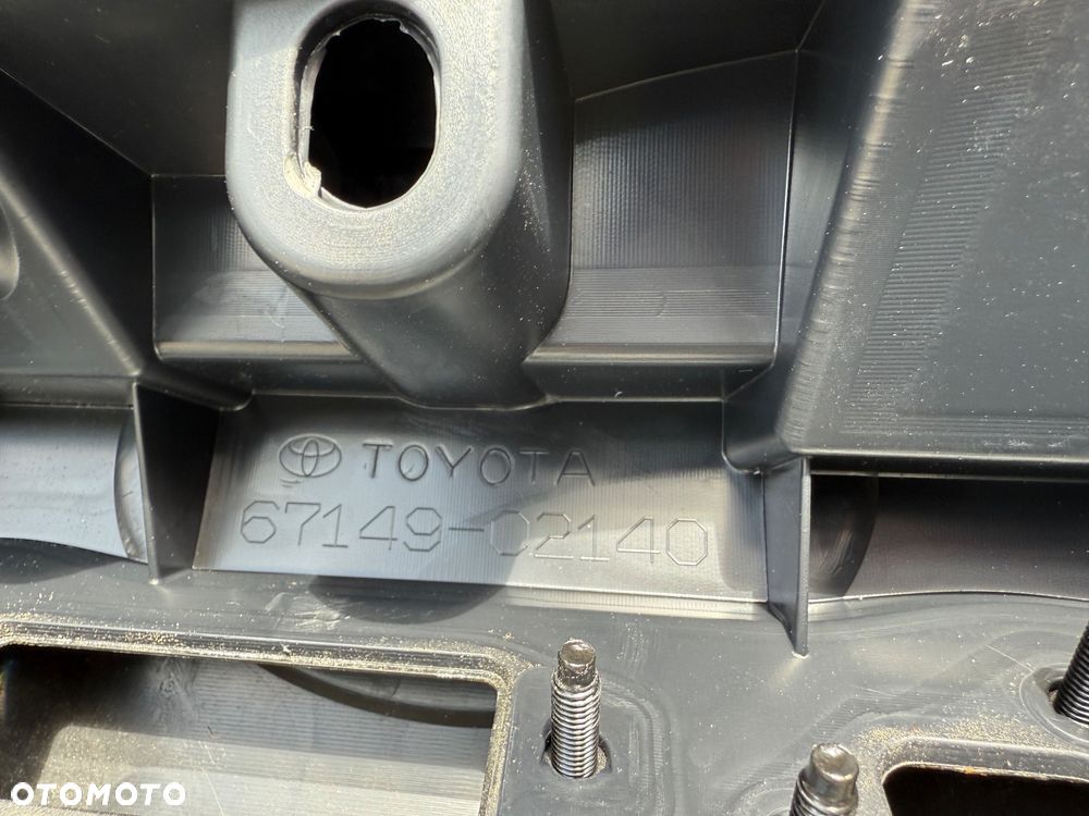 TOYOTA COROLLA E21 KOMBI KLAPA TYLNA POKRYWA BAGAŻNIKA 67149-02140 - 2