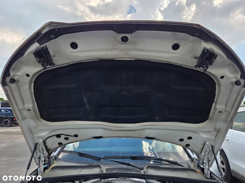 Audi A4 Avant 2.0 TDI ultra S tronic sport - 13