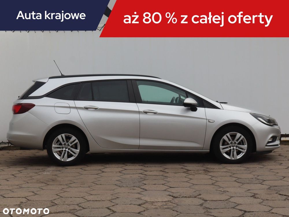 Opel Astra - 8
