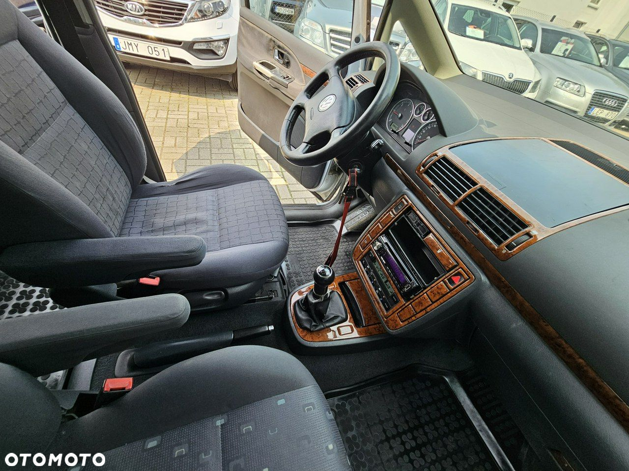 Volkswagen Sharan 1.9 TDI Family - 16