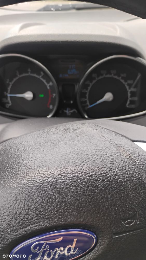 Ford EcoSport - 8
