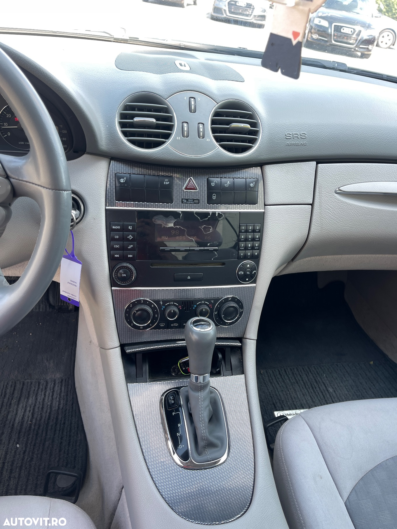 Mercedes-Benz CLK - 28