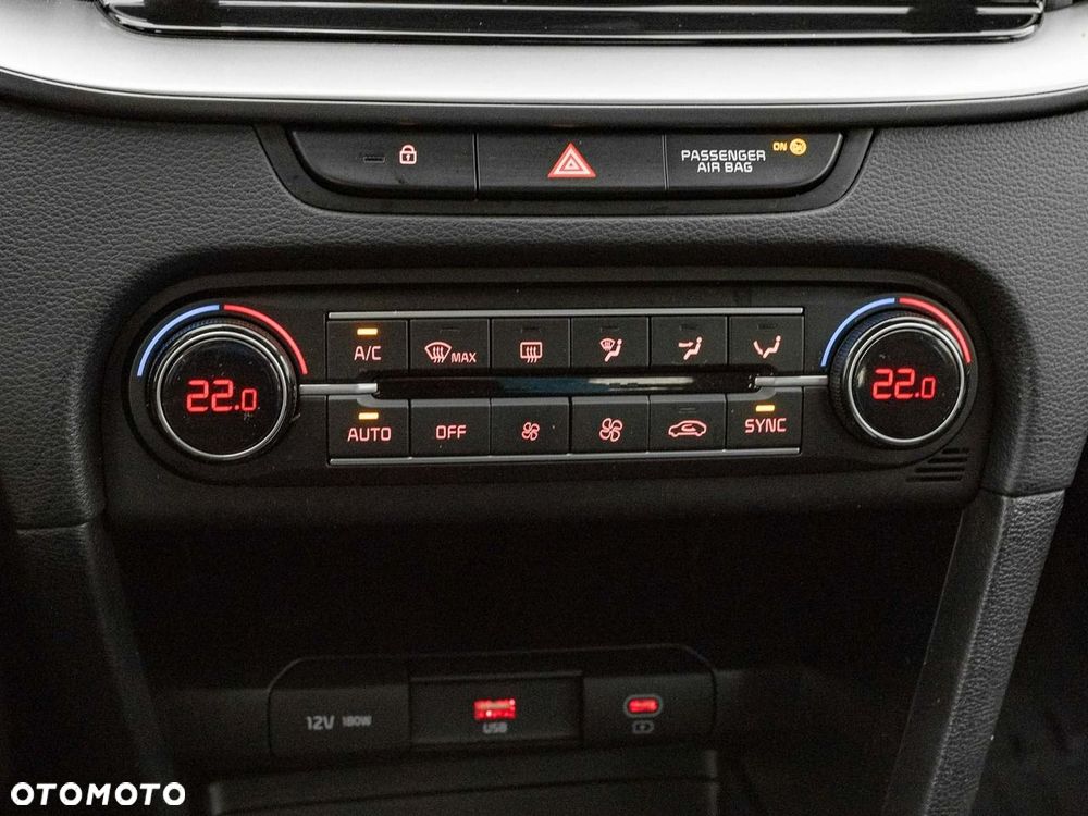 Kia Ceed 1.5 T-GDI M - 16