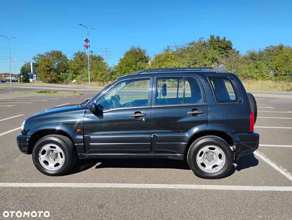 Suzuki Grand Vitara 2.0 - 5
