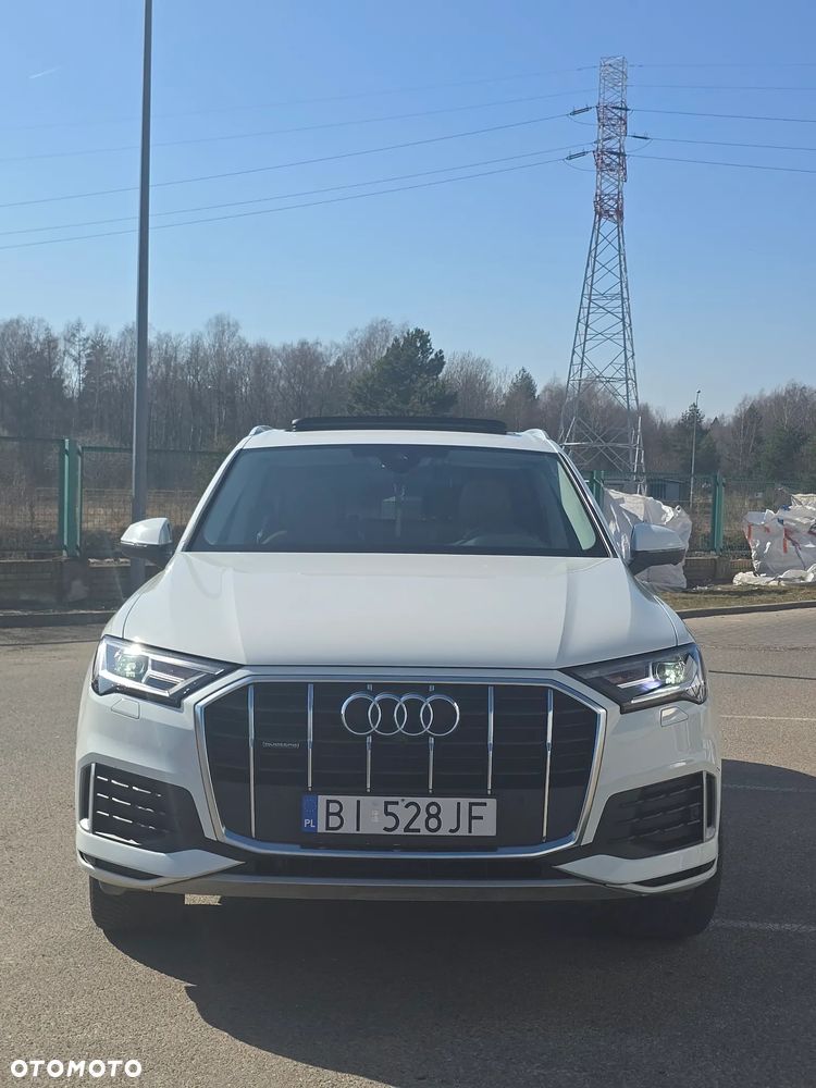 Audi Q7 - 1