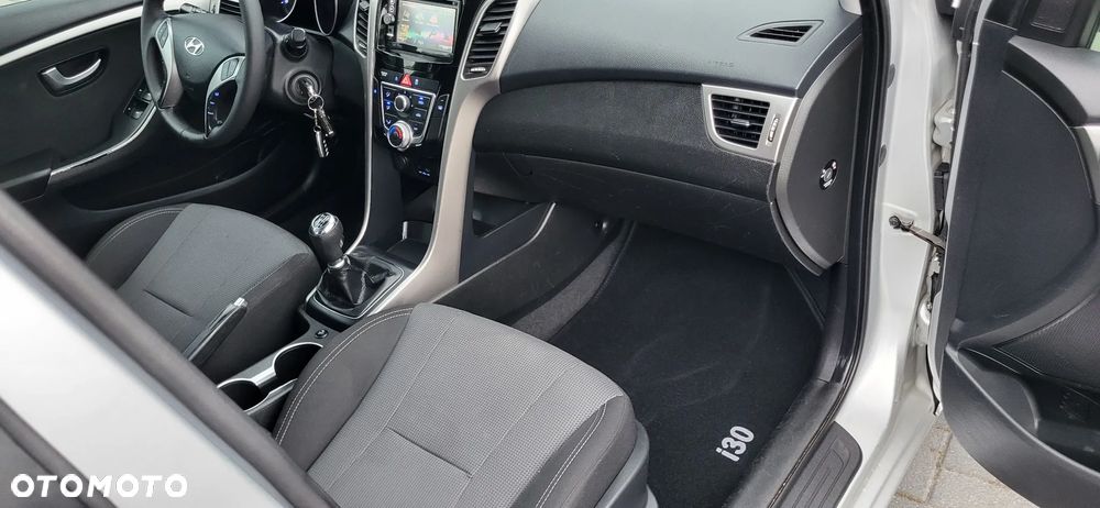 Hyundai i30 1.4 Comfort - 27