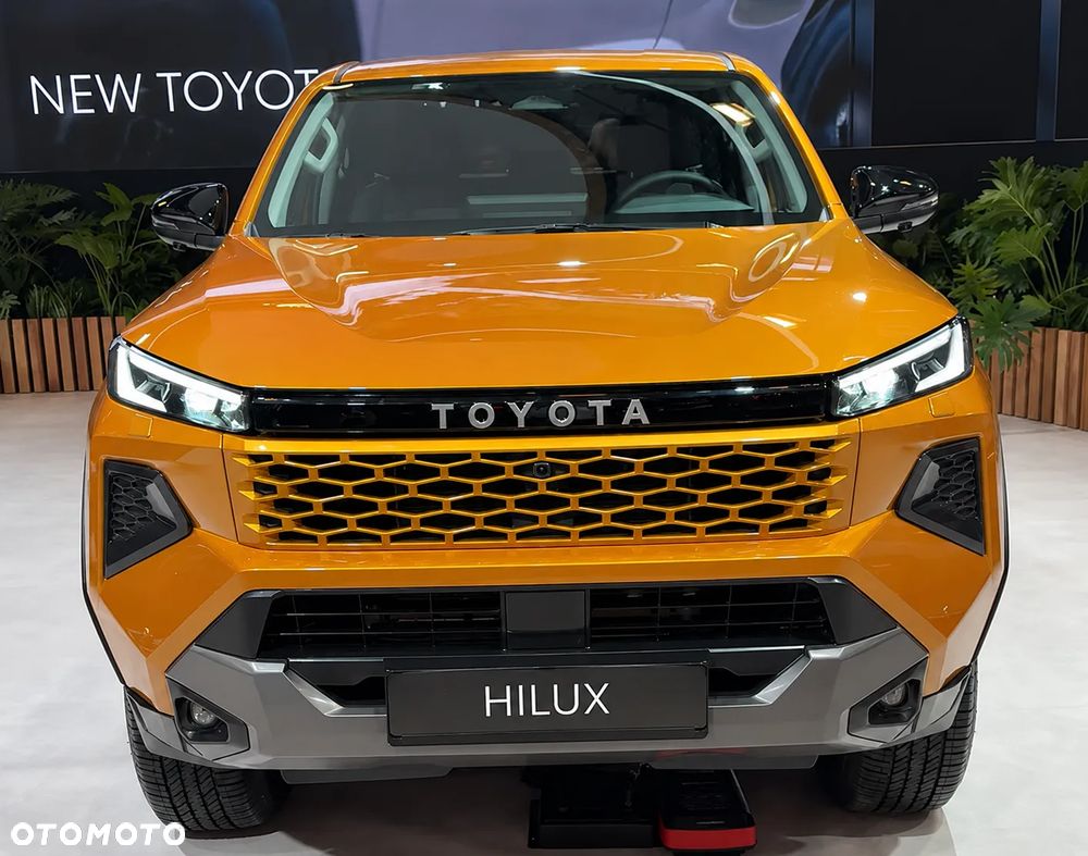 Toyota Hilux - 4