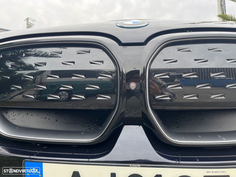 BMW iX3 Inspiring - 19