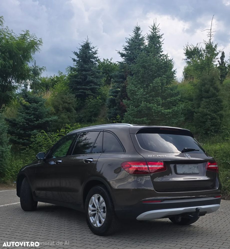 Mercedes-Benz GLC - 16