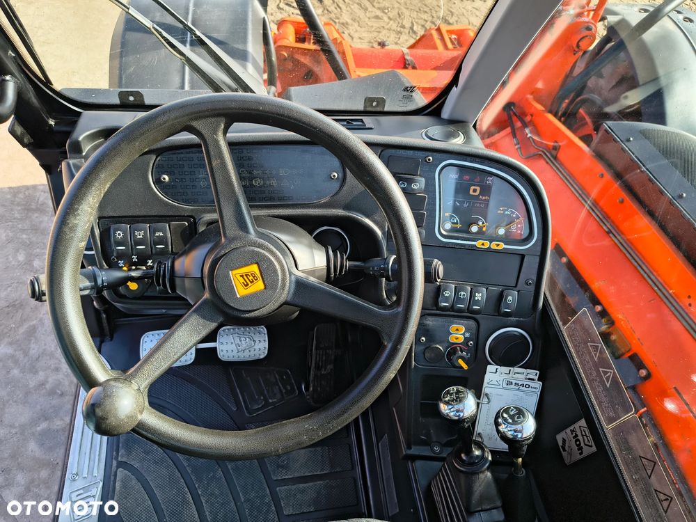 JCB 540-140 2015R 110KM - 23