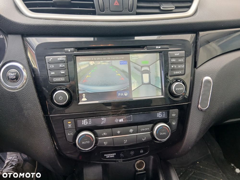 Nissan Qashqai 1.6 dCi Xtronic TEKNA+ - 13