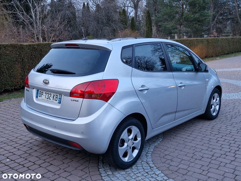 Kia Venga 1.6 CRDi 128 Dream-Team Edition - 3