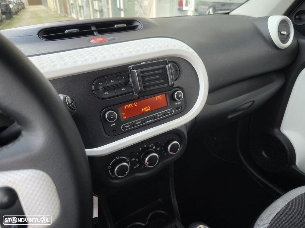 Renault Twingo SCe 70 S&S Cosmic - 21