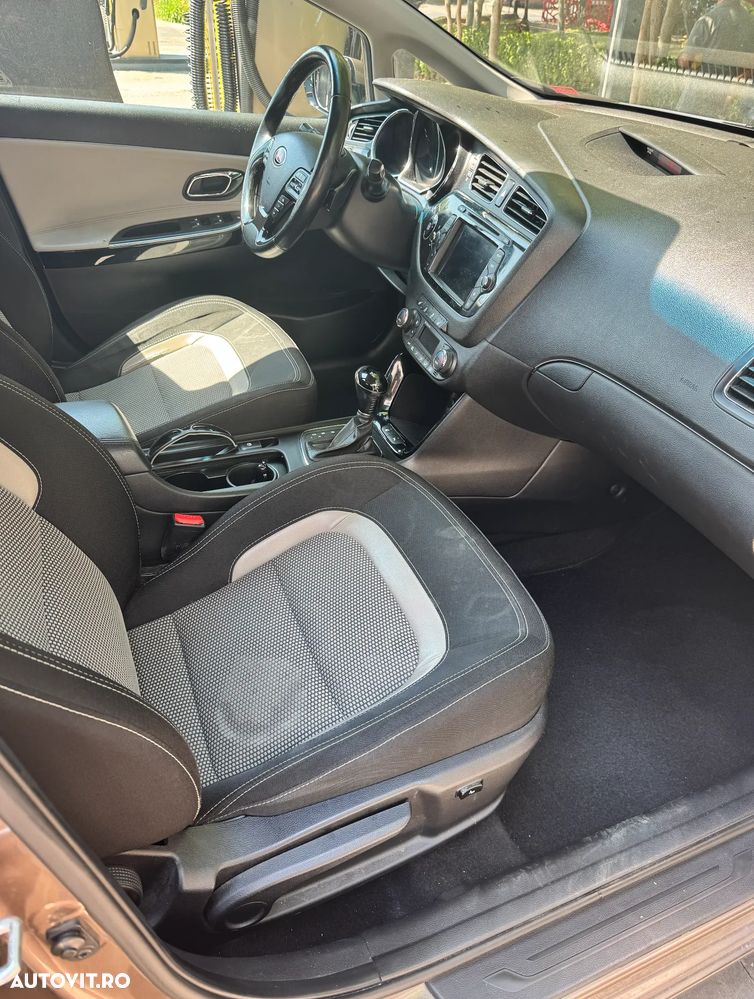 Kia Ceed 1.6 GDI DCT Platinum Edition - 8