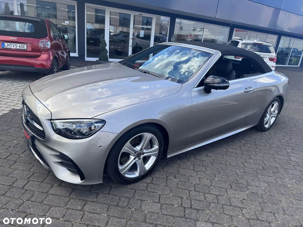 Mercedes-Benz Klasa E 200 4Matic 9G-TRONIC Avantgarde - 1