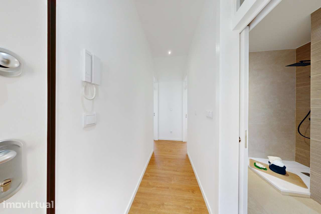 Excelente Apartamento T2 totalmente recuperado, mobilado e... - Grande imagem: 3/24