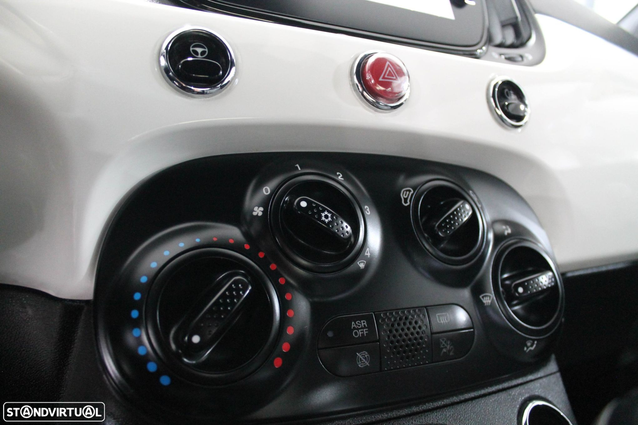 Fiat 500 1.0 Hybrid Lounge - 19