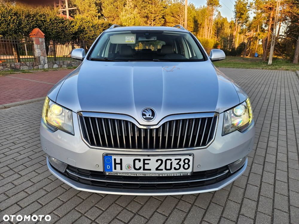 Skoda Superb 2.0 TDI Green tec 4x4 DSG Elegance - 3