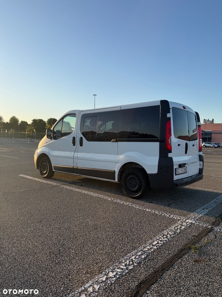 Renault Trafic - 4