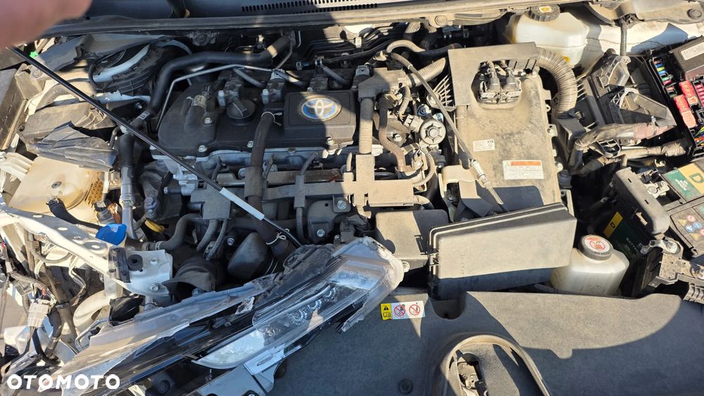 Toyota Corolla 1.8 Hybrid Comfort - 12